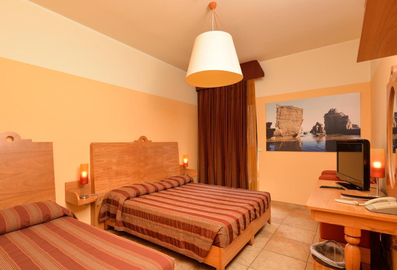 Il Tabacchificio Hotel Gagliano del Capo Exterior photo